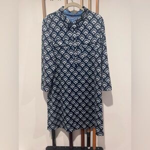 Vineyard Vines Blue and White Patterned Dress
Never Worn